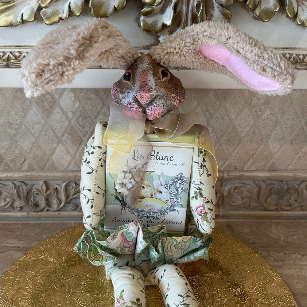 NWT Charming Paris Soap Box 20” Easter Bunny